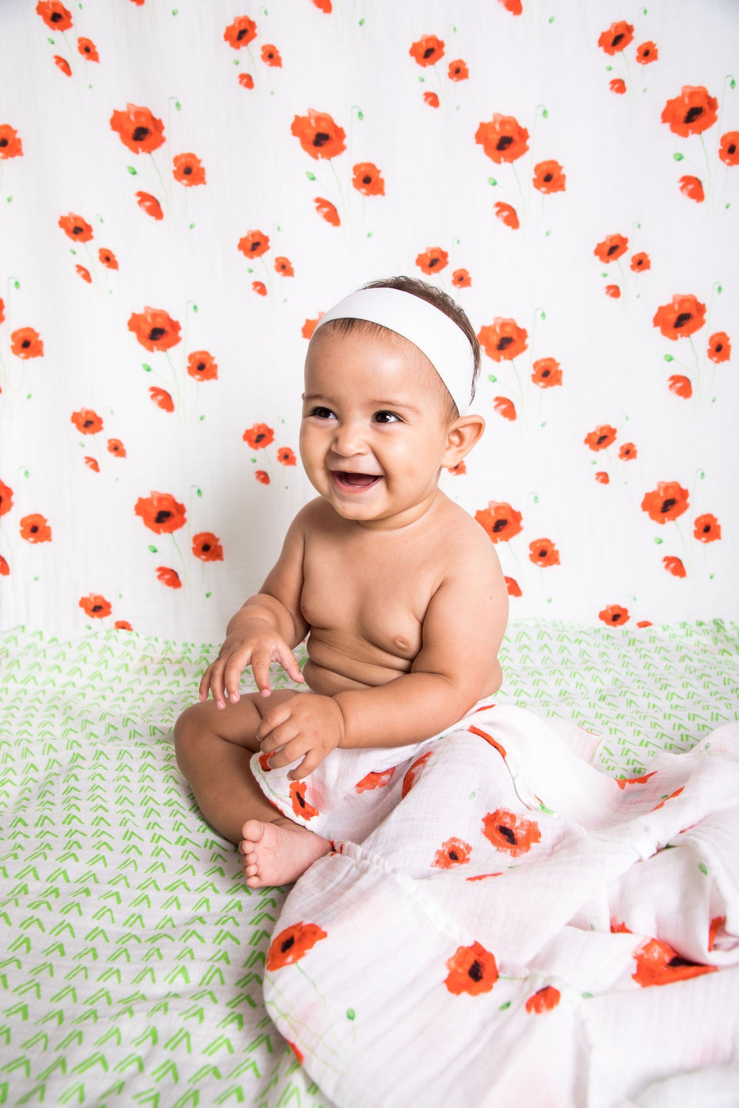 ORGANIC SNUG BLANKET - POPPY– Softness That Grows With Your Little One